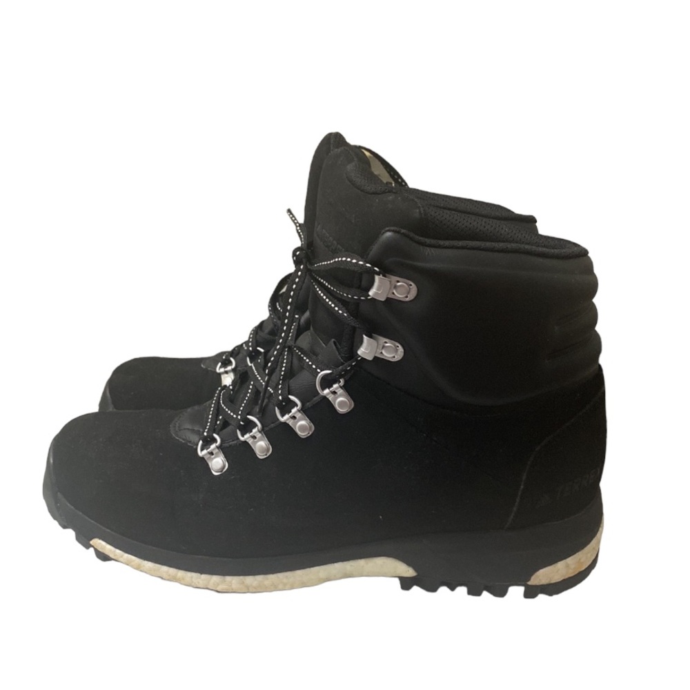 Adidas Terrex Primaloft boots, Mens size 10, EUC $125